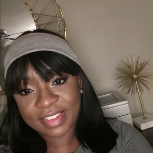 Meet your Posher, Yolanda